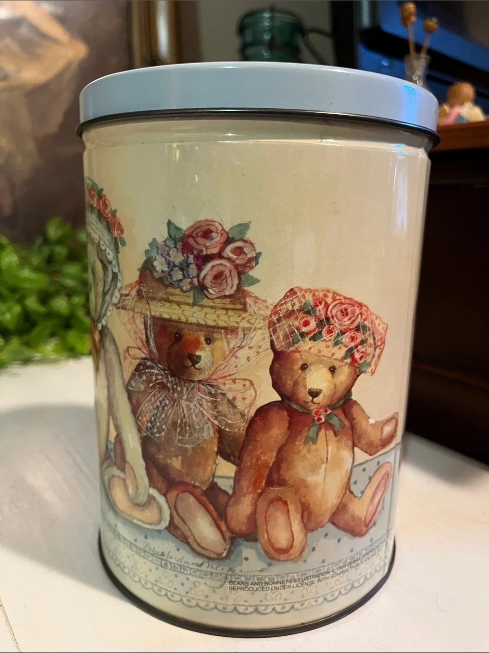 Vintage Tin Bears Fancy Lady’s / Babies Hats & Flowers - 1980’s  - Pastels